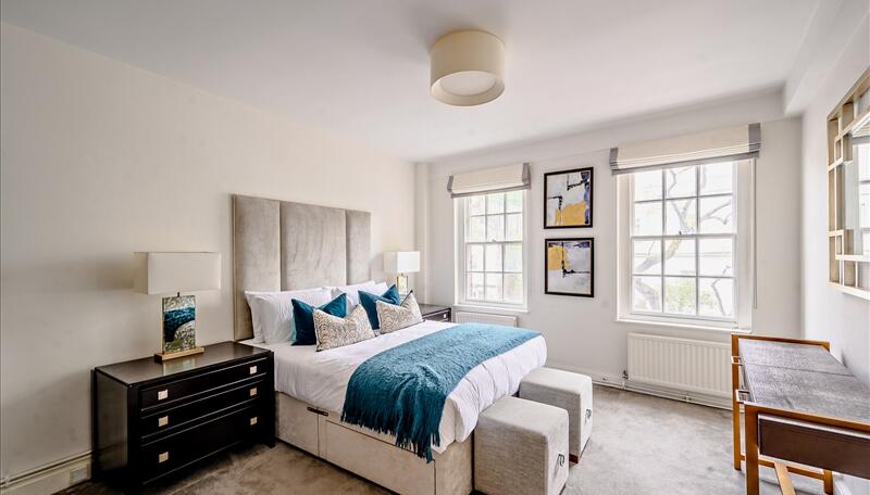 2 bed property in 145 Fulham Road, London